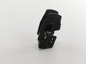 雨刮配件注塑模具廠，五金配件注塑廠，雨刮器生產(chǎn)廠家